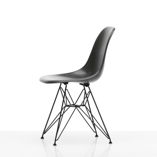 Vitra EAMES Fiberglass Chair DSRBild